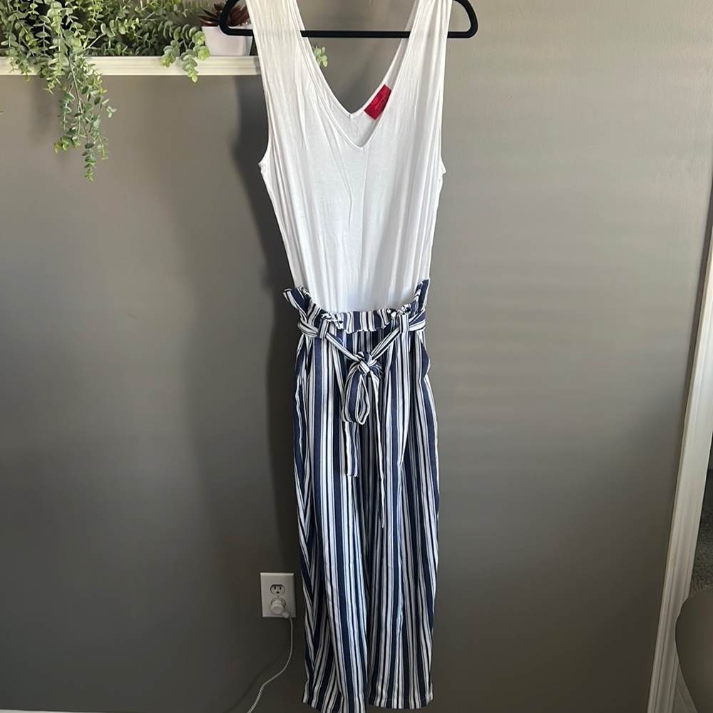 Jennifer Lopez Casual Jumpsuit White V-Neck Top with Blue Striped Pants